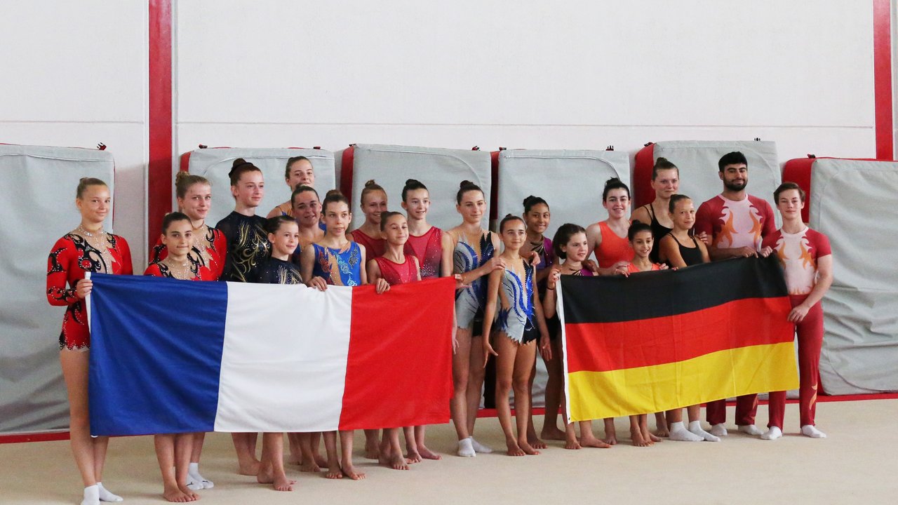 TiB Sportakrobaten über das Deutsch Französische Jugendwerk (DFJW) in Frankreich